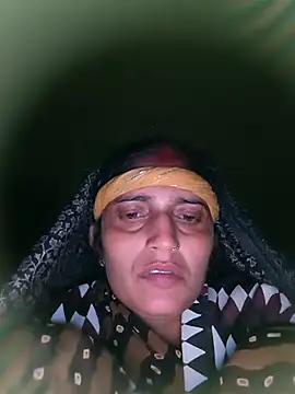 Webcam Model (Pooja_shre)  is live.Free join now!