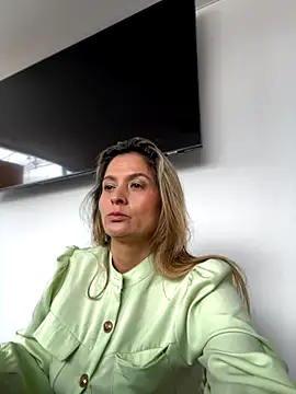 linda-mature43 webcam