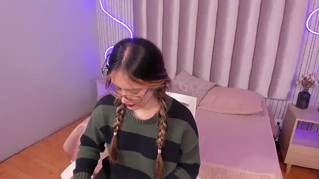 SamanthaPeachss webcam