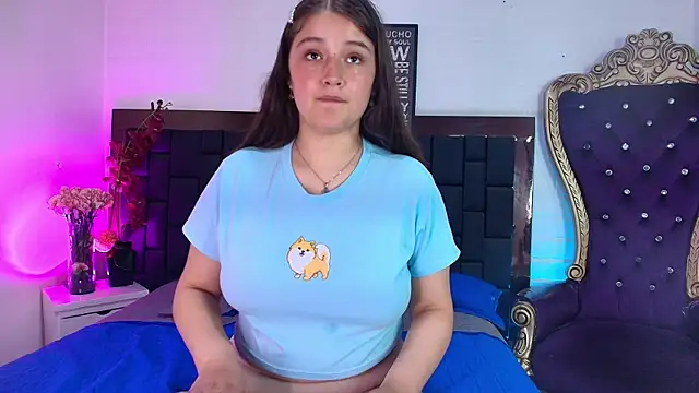 Krystal_Heartss webcam