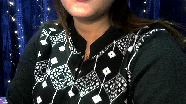 Princess_noorjahan webcam