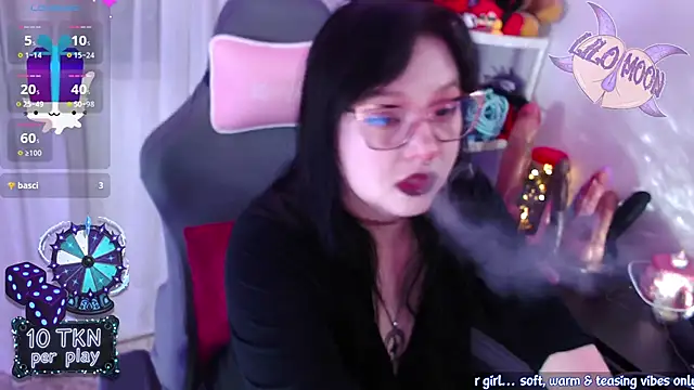LiloMoon69 webcam