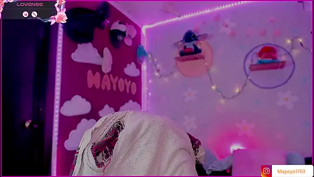 kiki_cavilll - Kiki_cavilll's free webcam - UK Sex Cams