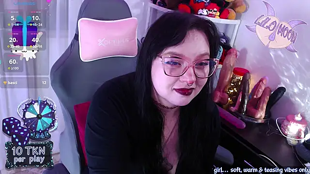 LiloMoon69 webcam