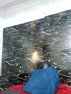 crislingery_dolli webcam