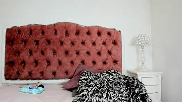 hannarose1208 - Hannarose1208's free webcam - UK Sex Cams