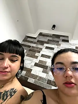 only_danna - Only_Danna's free webcam - UK Sex Cams