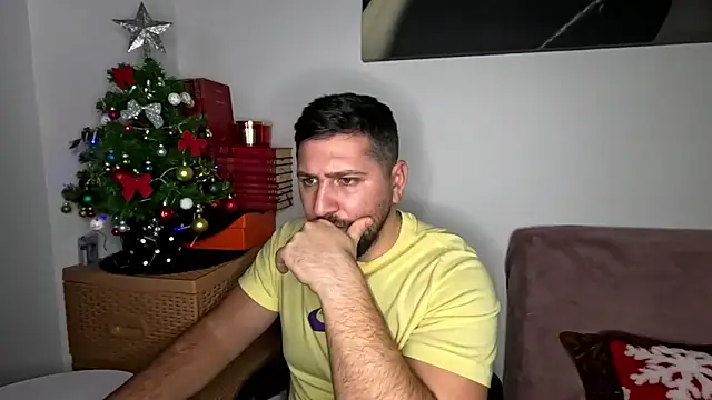 Gold_Alpha_Boy webcam