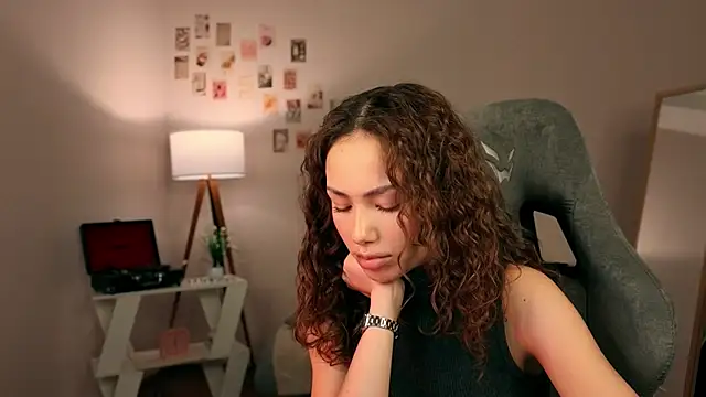 branchwithflowerss webcam