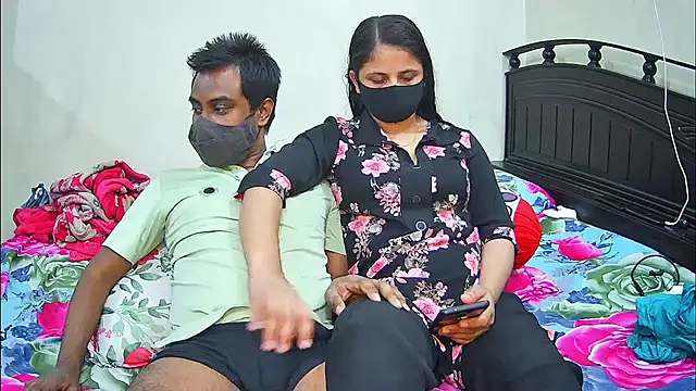 Younger_Couples Live Webcam on Stripchat