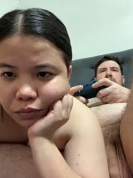 Charming_Chaos webcam