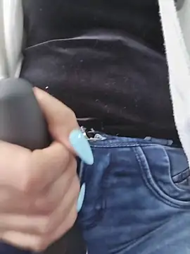 CHARLOTTE__05 webcam