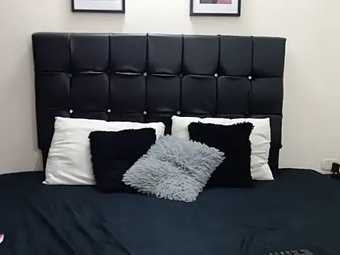 Violette_Adams webcam