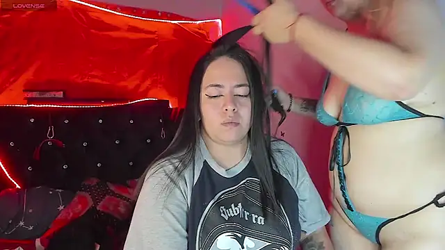 katieeandsharonn webcam