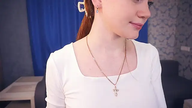 KarlynGow webcam stripchat model stream image