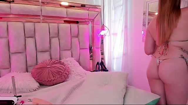 Katalina_Evans webcam