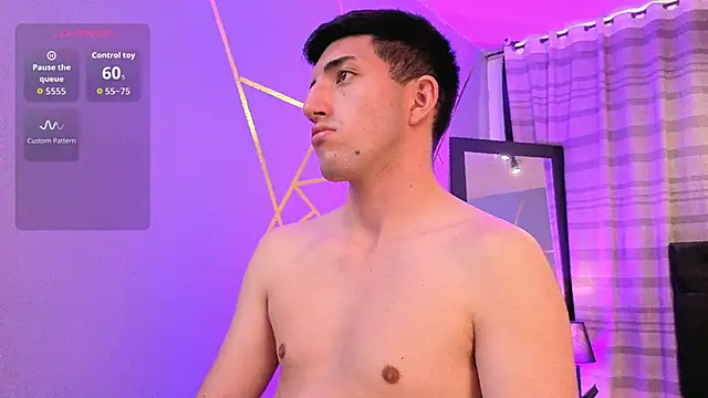 un_sluttyy - Un_Sluttyy's free webcam