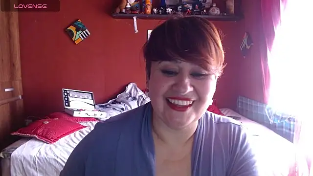 sasharosee2 - Sasharosee2's free webcam - UK Sex Cams