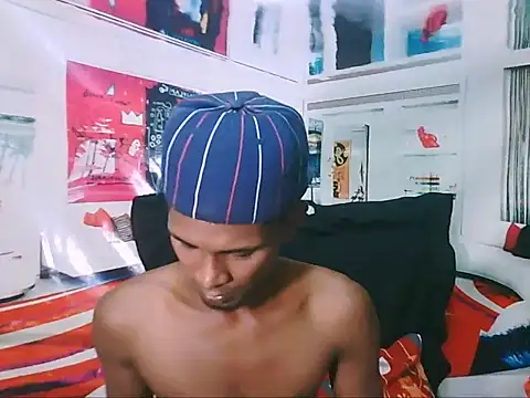 IndianThuggin webcam