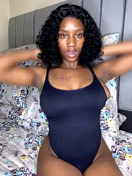 Webcam Model (Sirah1)  is live.Free join now!