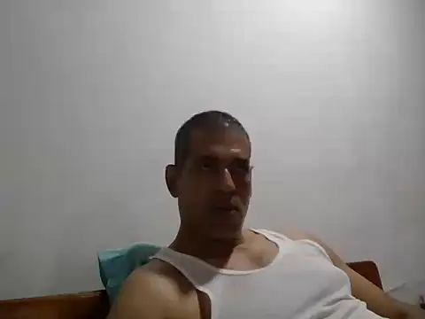 jackbigcock11 webcam