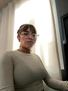 angie_rousse_ webcam