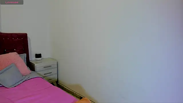 yourlatina_emely - Yourlatina_emely's free webcam - UK Sex Cams