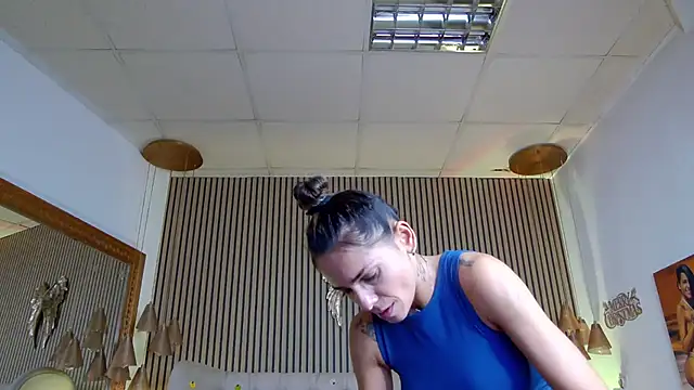 playfulshow - PlayfulShow's free webcam - UK Sex Cams