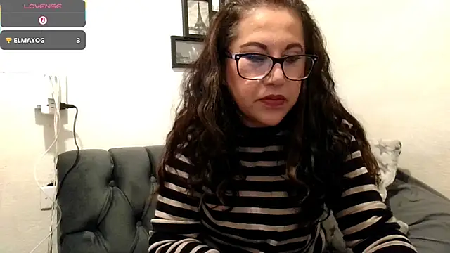 MirandaLatinaLovely webcam