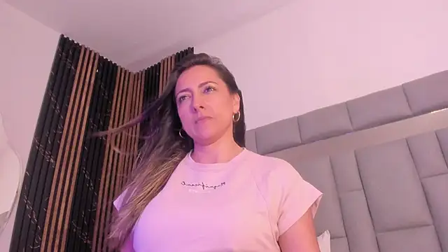 vivianne_scott webcam