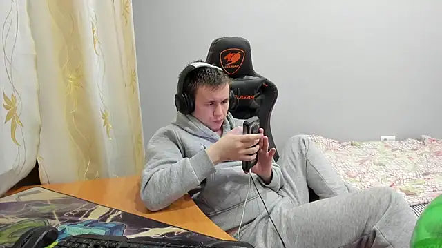 iliaskrislove webcam