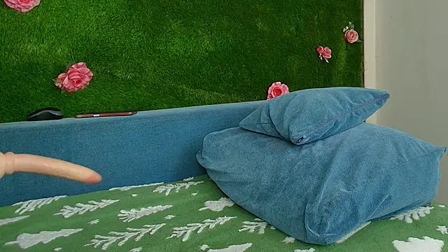 Huge_Titties_ webcam