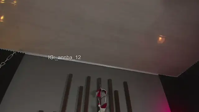 annie_barozzi webcam