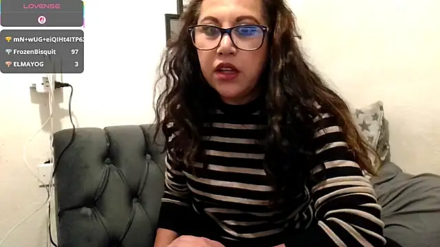 MirandaLatinaLovely webcam