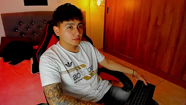 Nicolas_James_Sc webcam