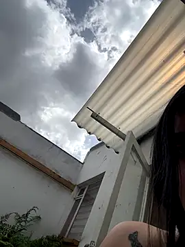 PamelaJonsom_ webcam