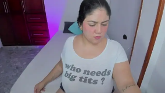 iris_torrez_ webcam