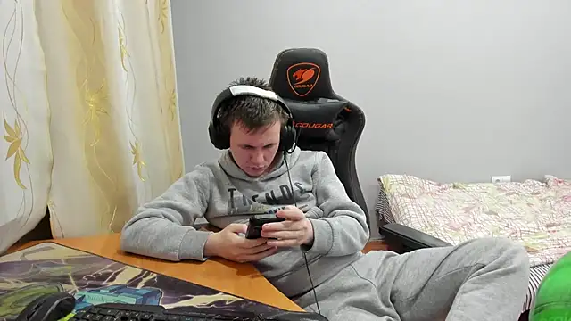 iliaskrislove webcam