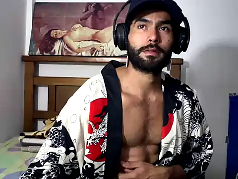 hideonbush051 webcam