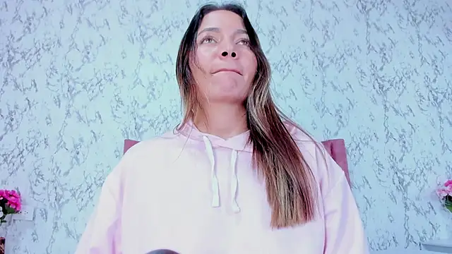 Mia_Malkovaa_ webcam