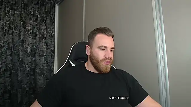 thori92 - Thori92's free webcam - UK Sex Cams