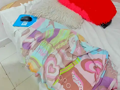 aimy_laan - Aimy_laan's free webcam - UK Sex Cams