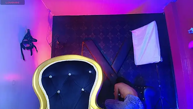 Sweettpleasure webcam