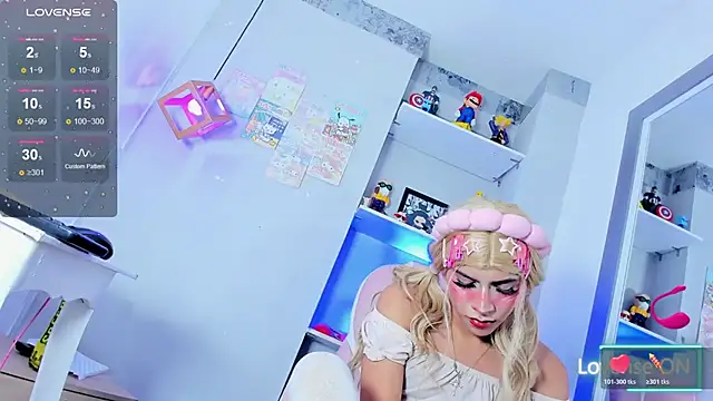 DanniiGrovers webcam