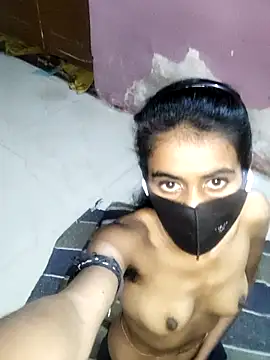 Thaper_Meera2 webcam