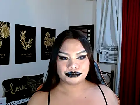 TSbrianaHugeCock webcam