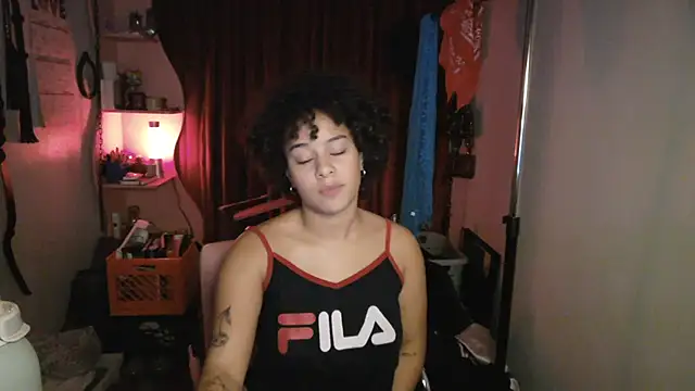 PrettyLittleProblem webcam