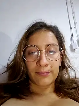 Webcam Model (aytanna_torrez)  is live.Free join now!