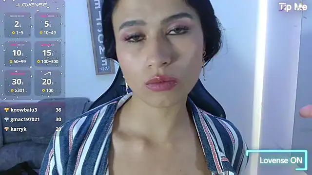 luna_starr69 webcam stripchat model stream image