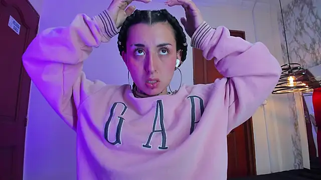 Iris__77 webcam stripchat model stream image